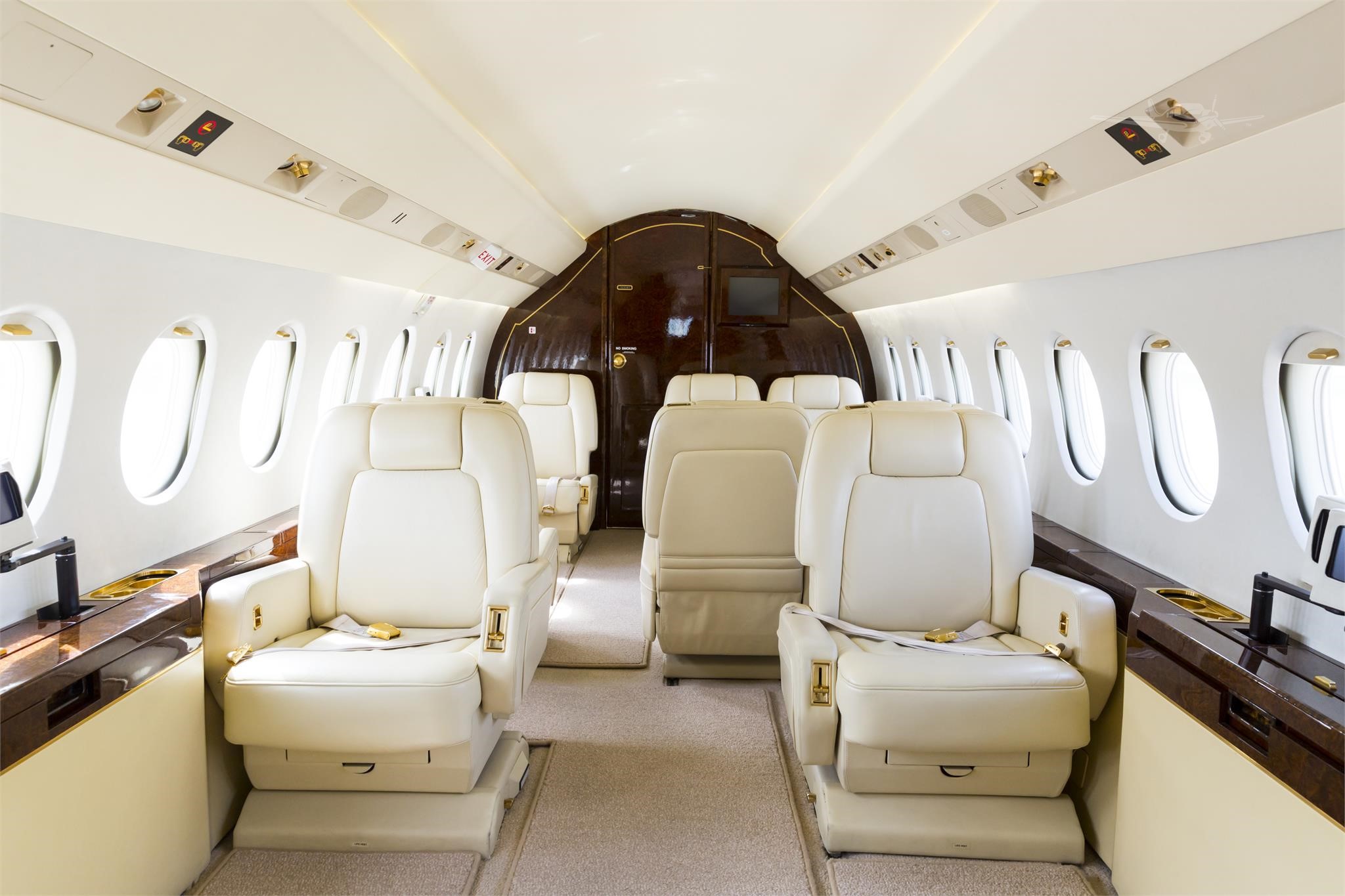 jet Dassault Falcon 2000